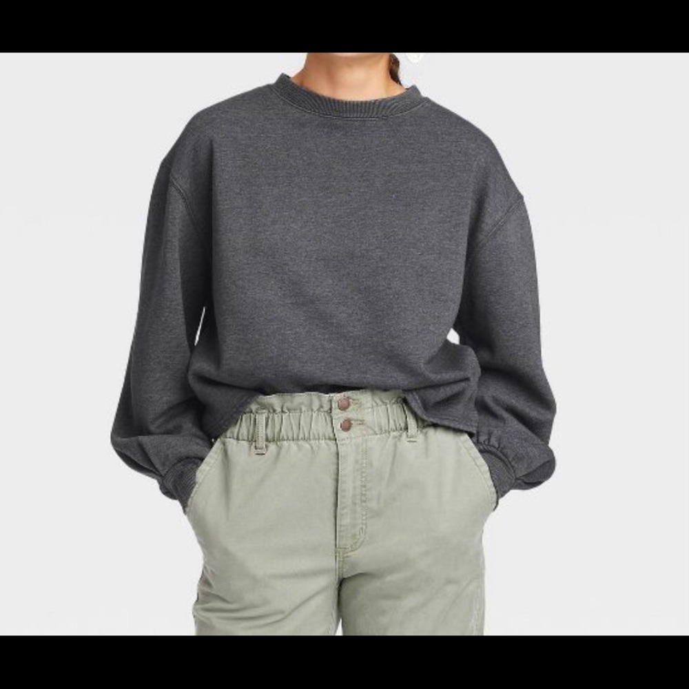 Sweatshirt - Universal Thread